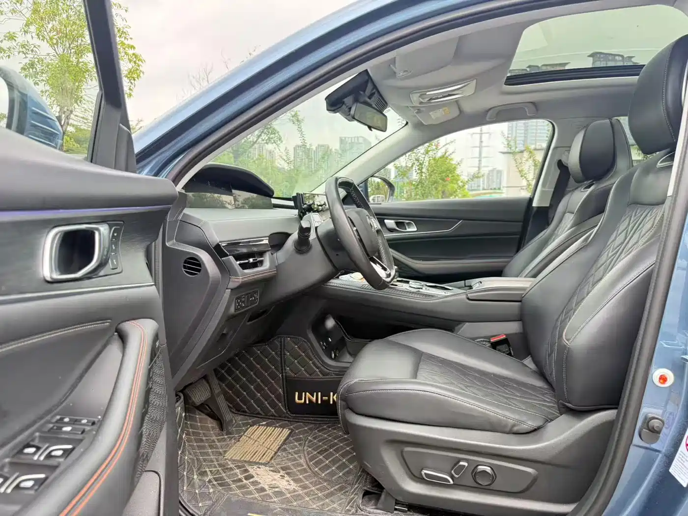 Changan UNI-K 2021 2021 2.0T AWD Premium
