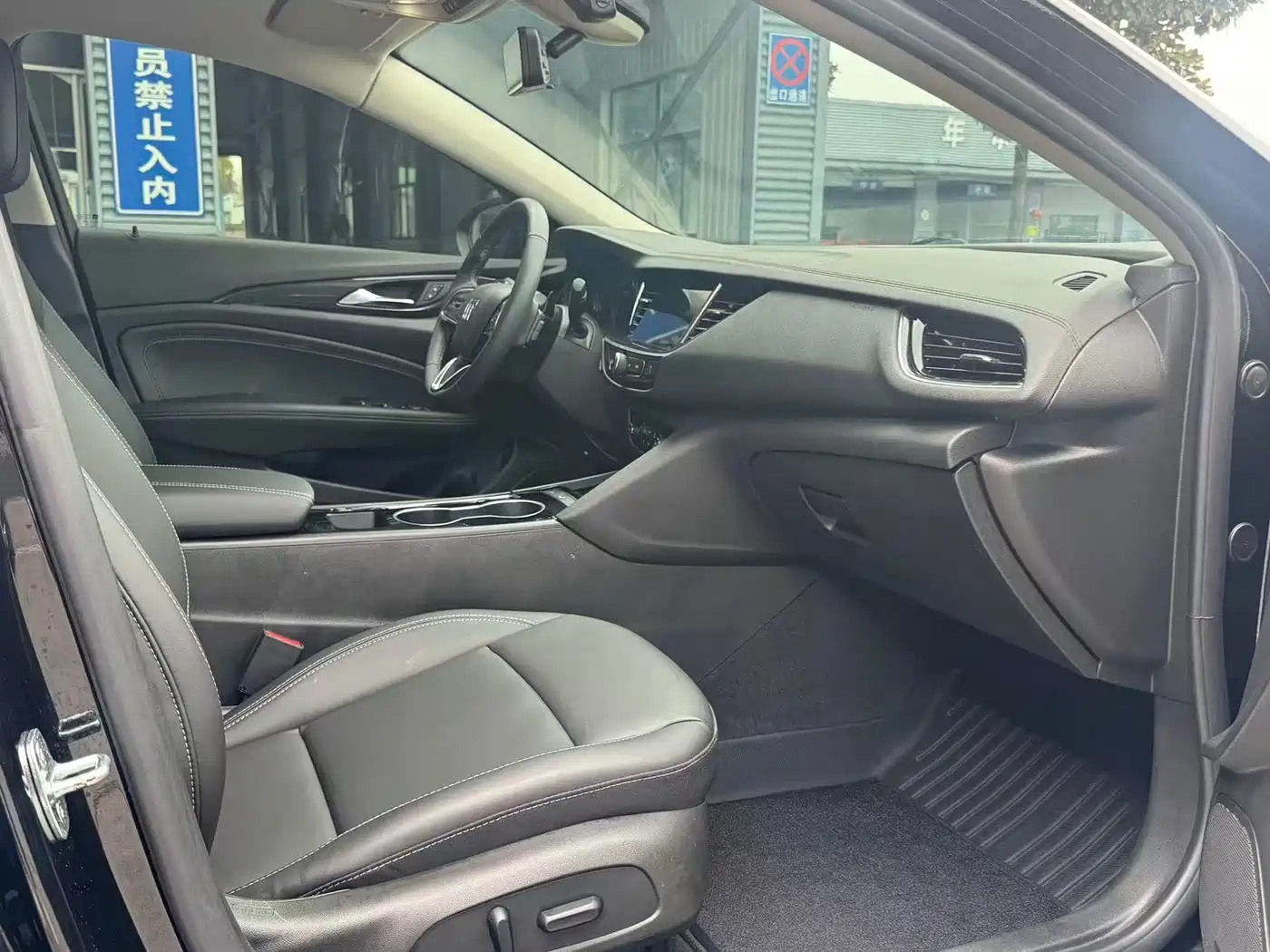 Buick Regal 2024 25T Ultra Comfort Edition фото 5