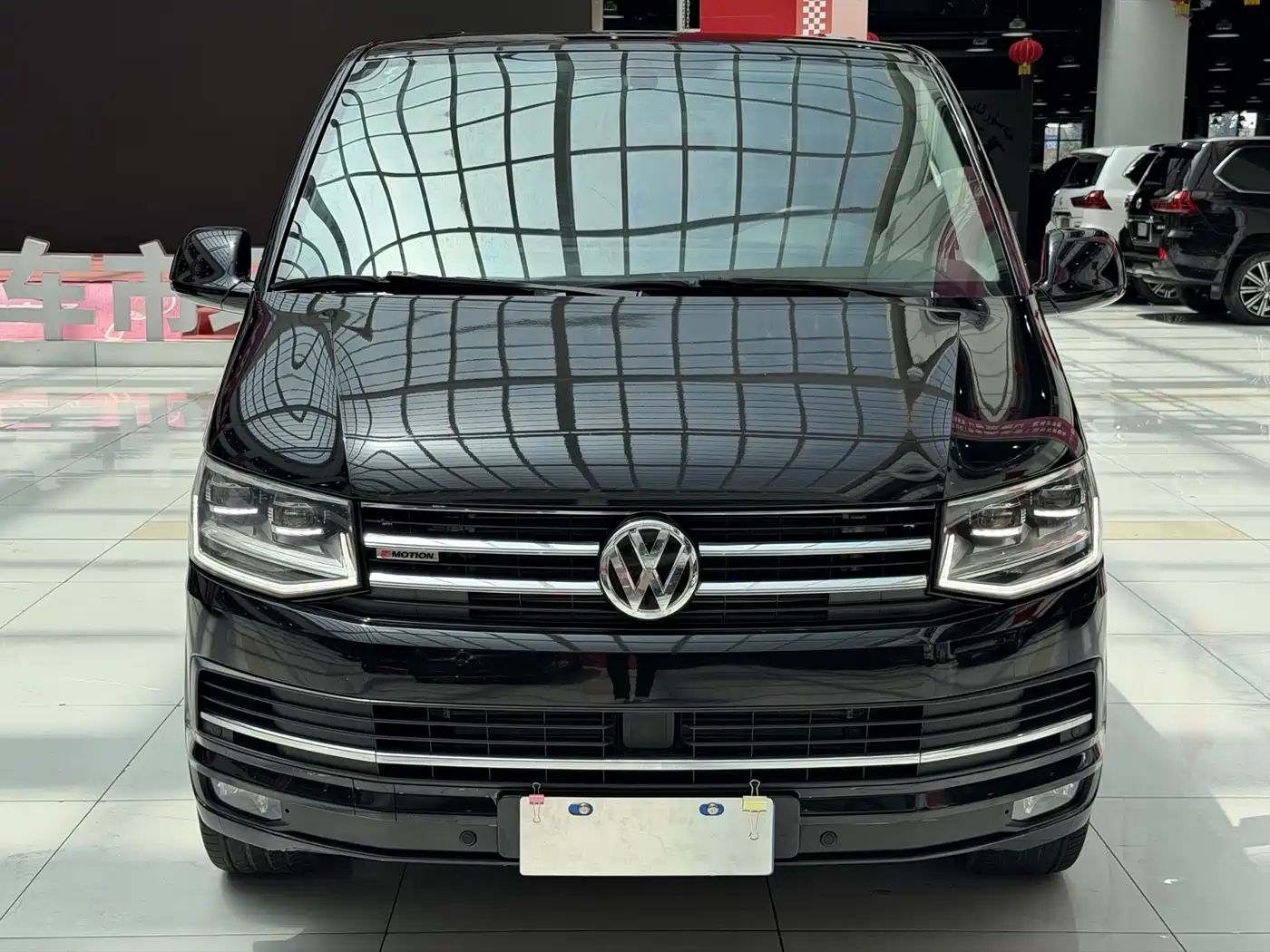Volkswagen Multivan 2019 2019 2.0TSI 4WD Premium 7-seater