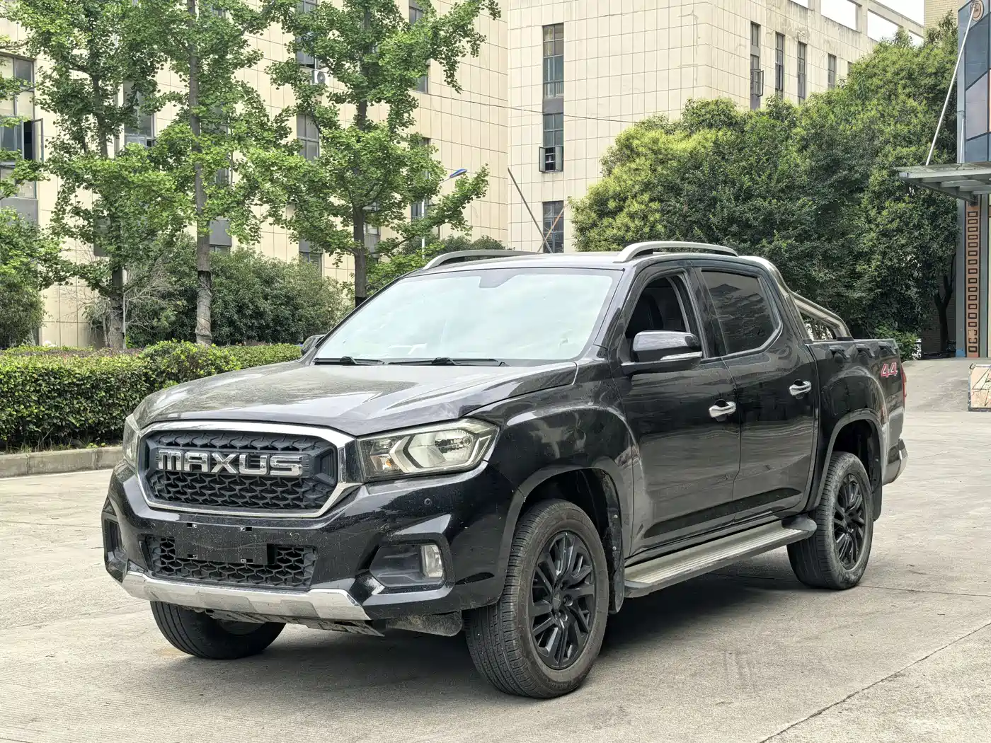 SAIC Maxus T70 2020 Model 2.0T Diesel Automatic 4WD Australian Version Standard Bed High Ground Clearance