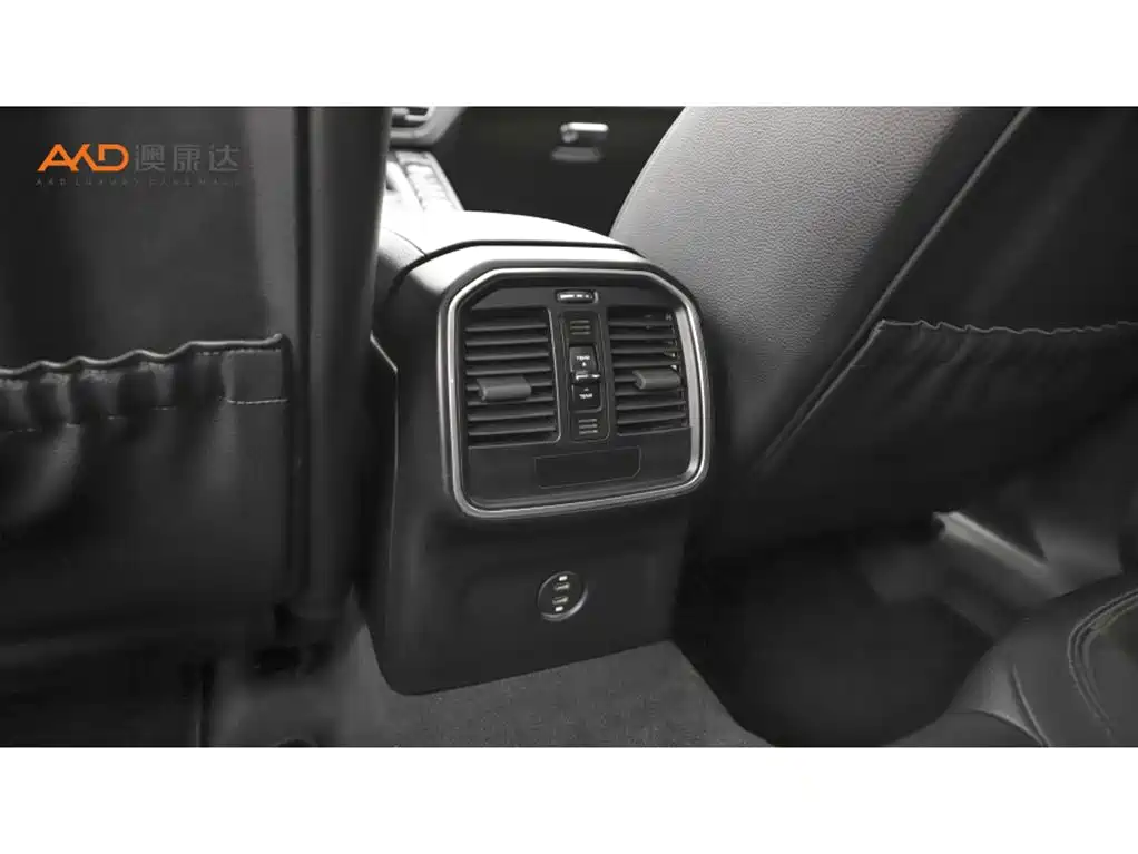 Porsche Macan 2020 Macan 2.0T фото 9