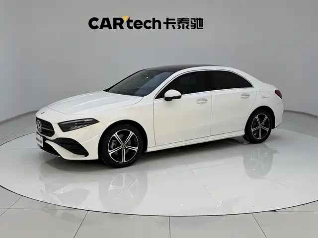 Mercedes-Benz A-Class 2025 A 200 L Fashion Edition — фото 1