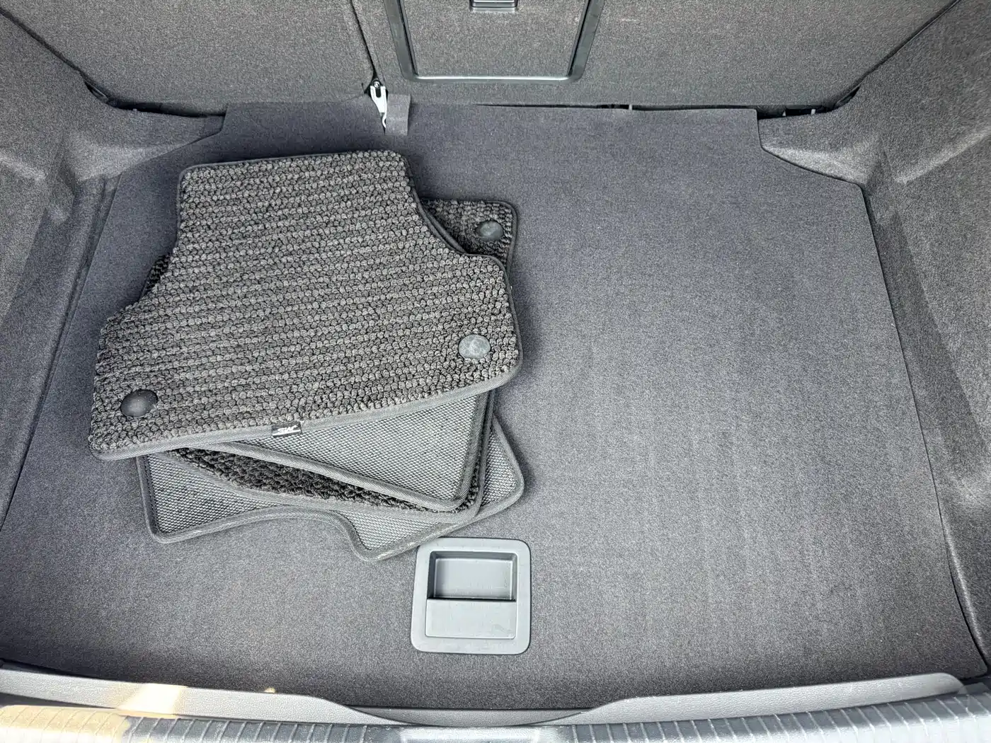 Volkswagen Golf 2023 Facelift 280TSI DSG R-Line Lite фото 7