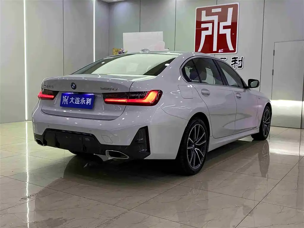 BMW 3 Series 2023 320Li M Sport Package фото 17