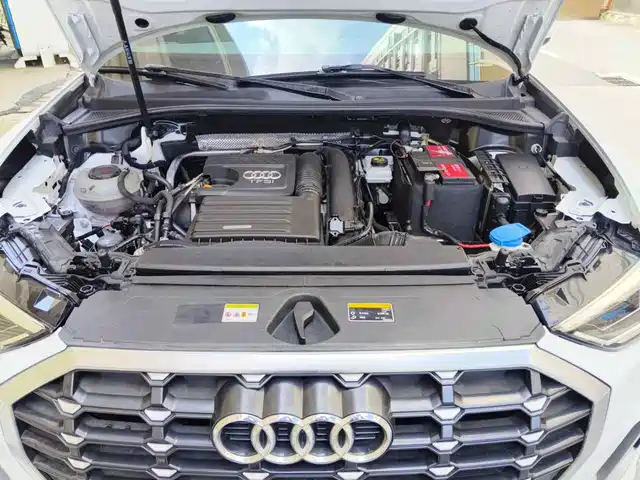 Audi Q3 2021 35 TFSI Fashion Sport — фото 3
