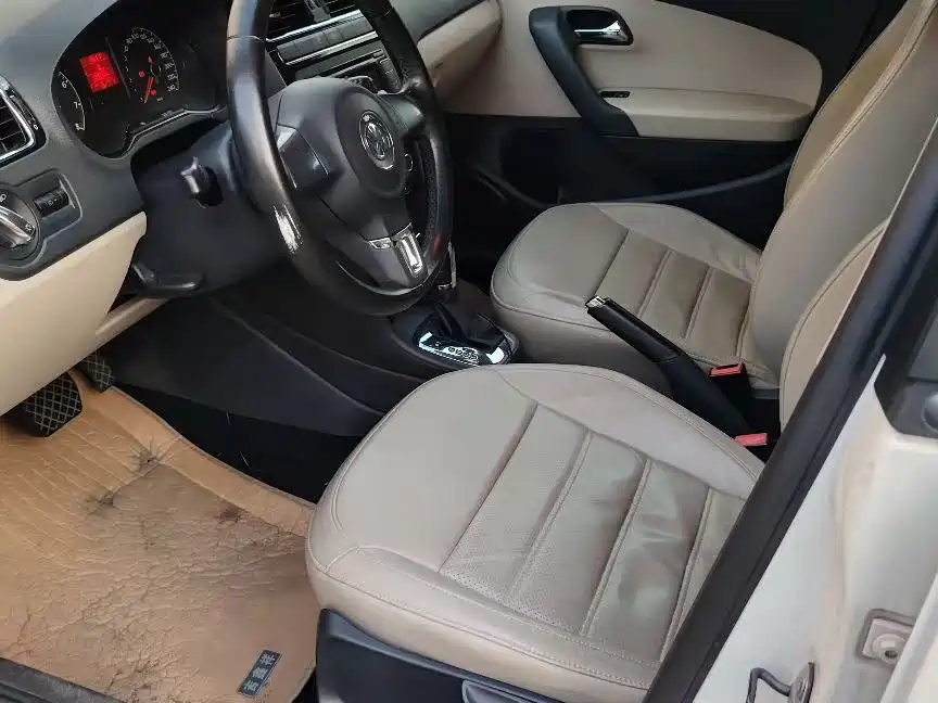 Volkswagen Polo 2011 2011 1.4L Automatic Cool Edition