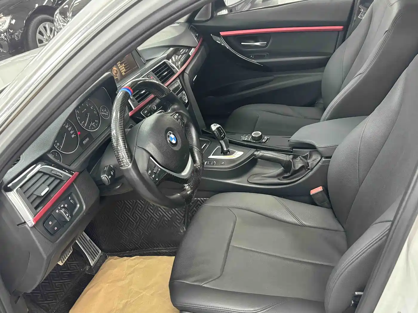 BMW 3 Series 2016 320Li Progressive фото 4
