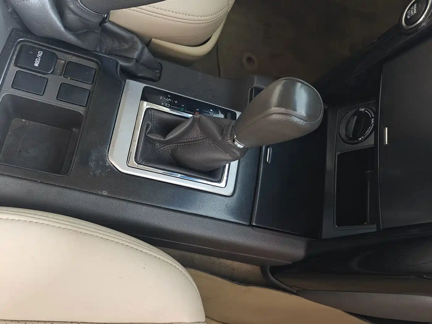 Toyota Prado (Import) 2017 2014 2.7L Automatic Standard Edition