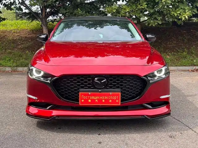 Mazda Mazda3 Axela 2022 Mazda3 2.0L Automatic Premium Quality Black Edition — фото 2