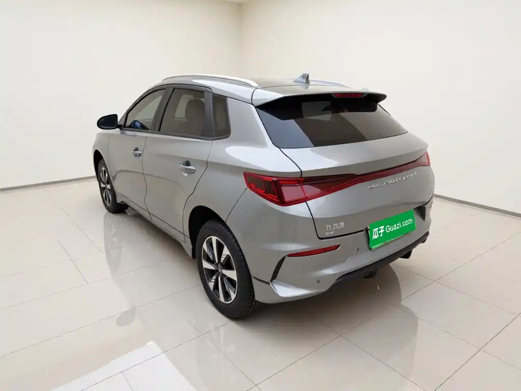 Фото 25 - BYD e2