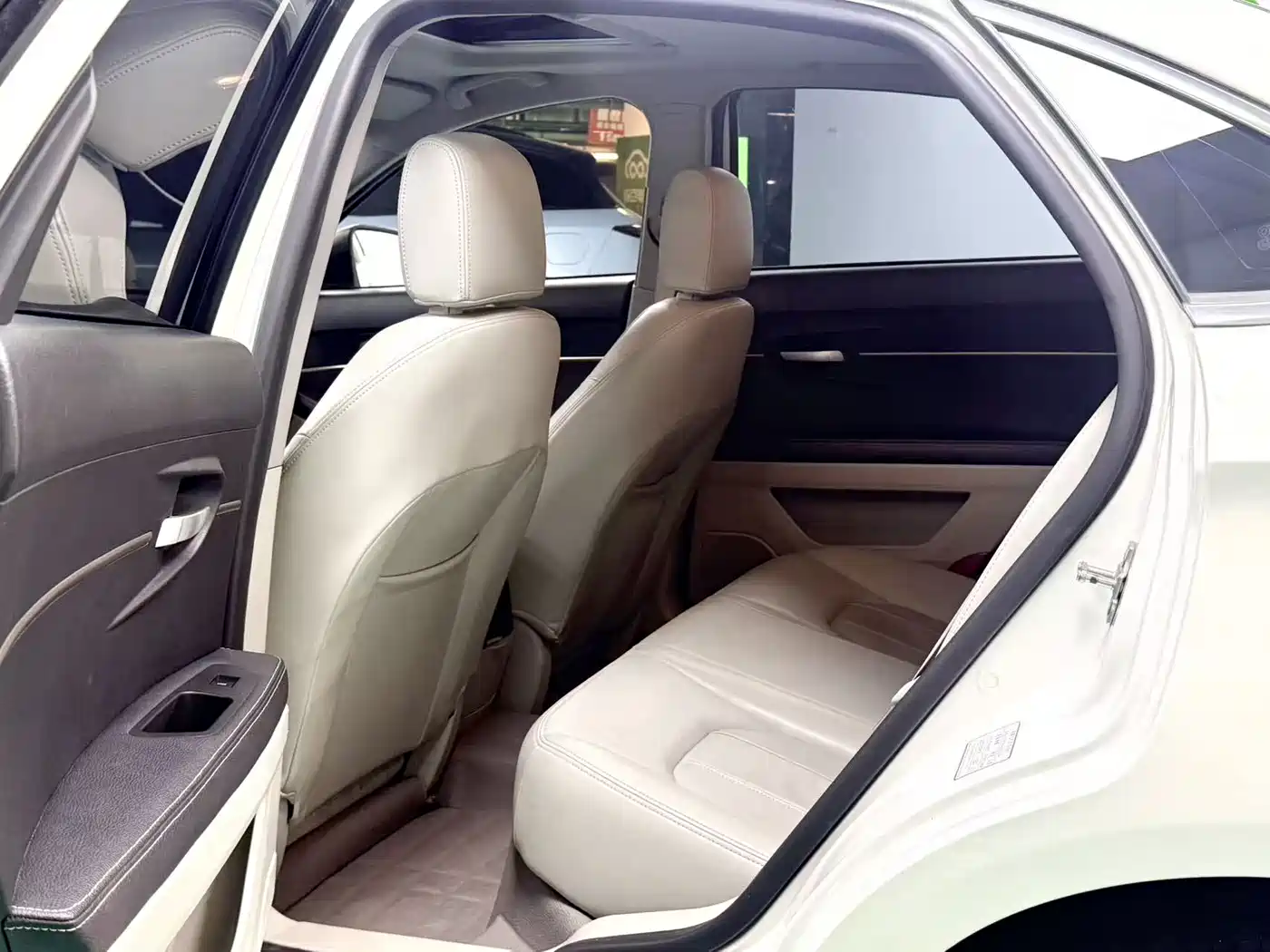 2016 BAIC New Energy BAIC EU Series
