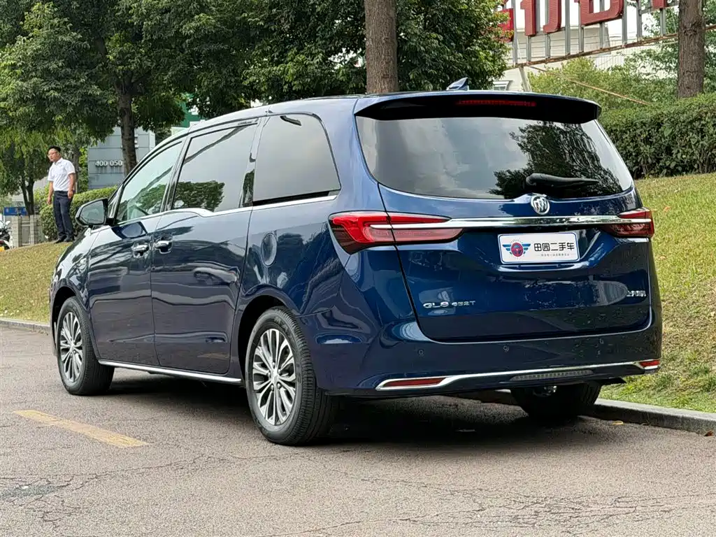 BUICK GL8