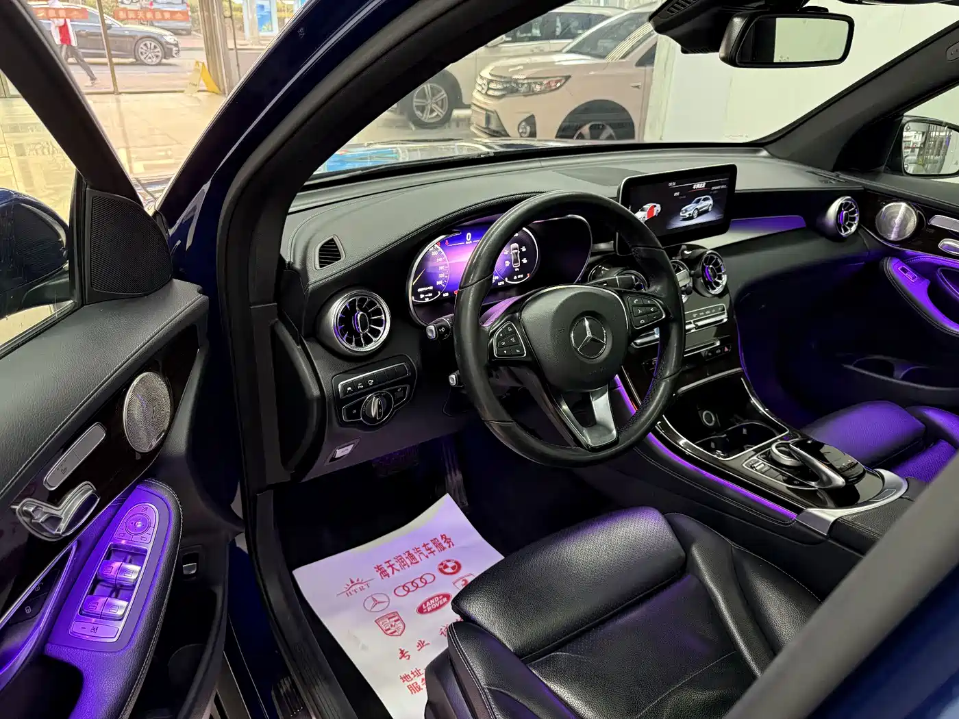 Mercedes-Benz GLC 2018 Facelift GLC 260 4MATIC Luxury фото 4