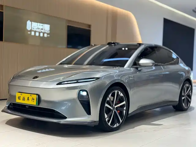 nio nio-et5