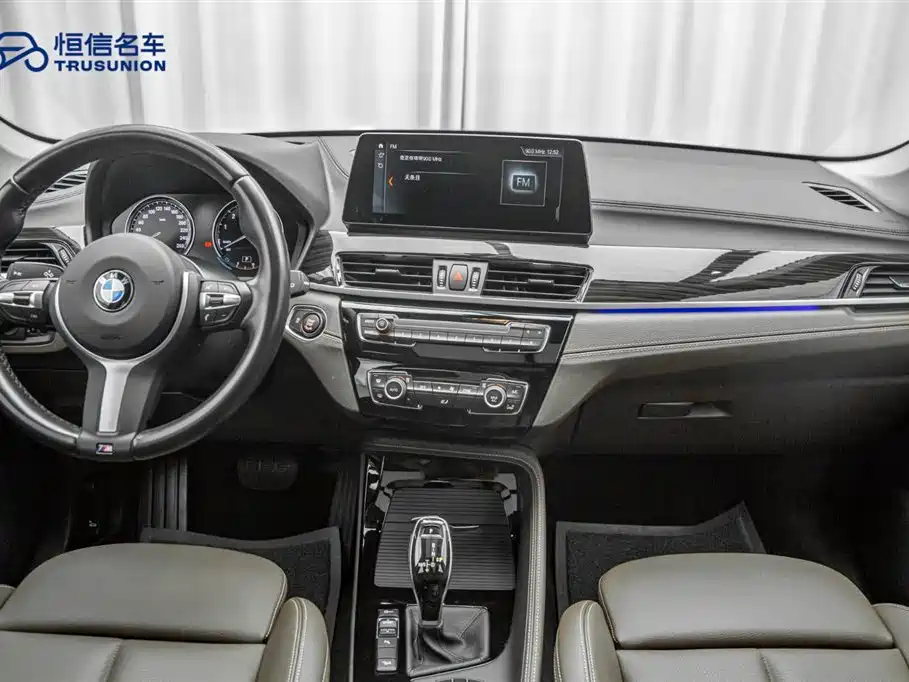 BMW X1 2021 xDrive25Li Exclusive фото 13