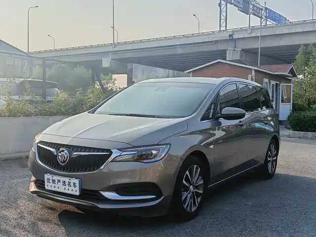 Buick GL6 2019