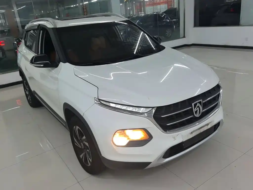 Baojun 510 2017 2017 1.5L Auto Luxury