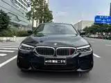 Photo 2 - BMW 5 Series