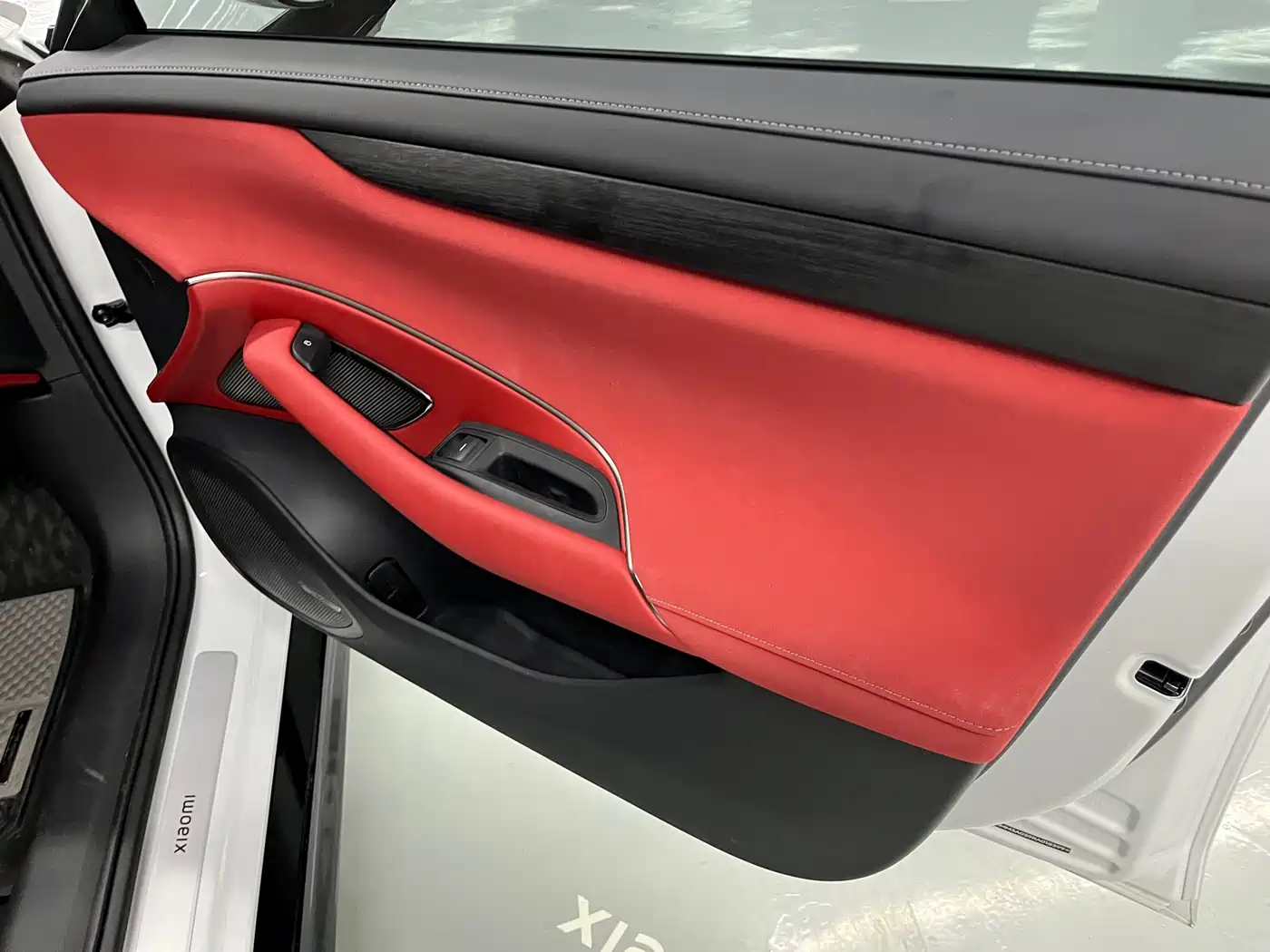 Xiaomi Auto Xiaomi SU7 2024 AWD Extended Range Advanced Smart Driving Max Edition фото 13