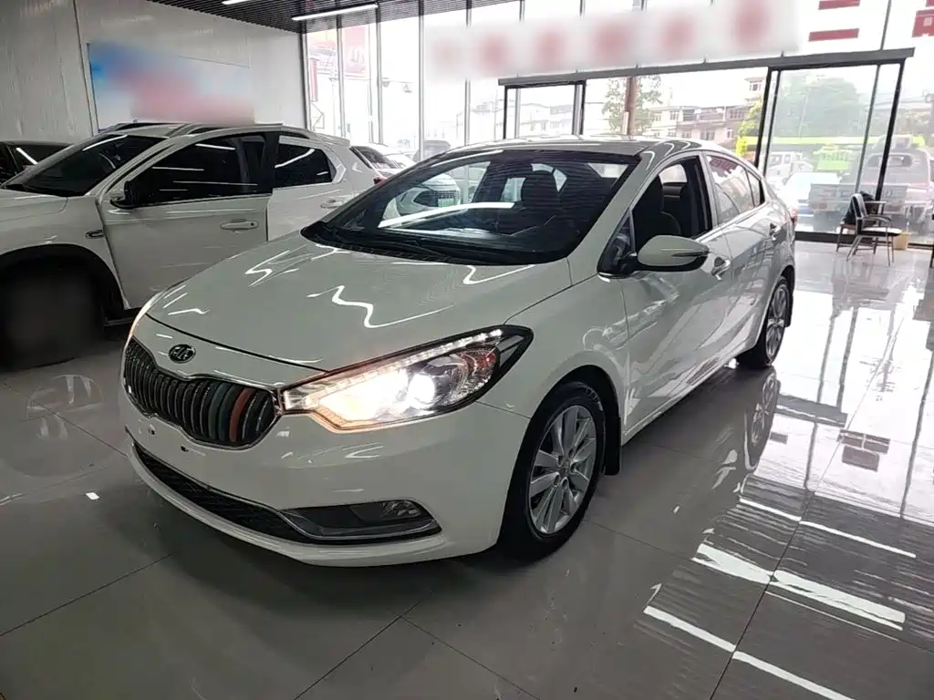 Фото 1 - Kia K3