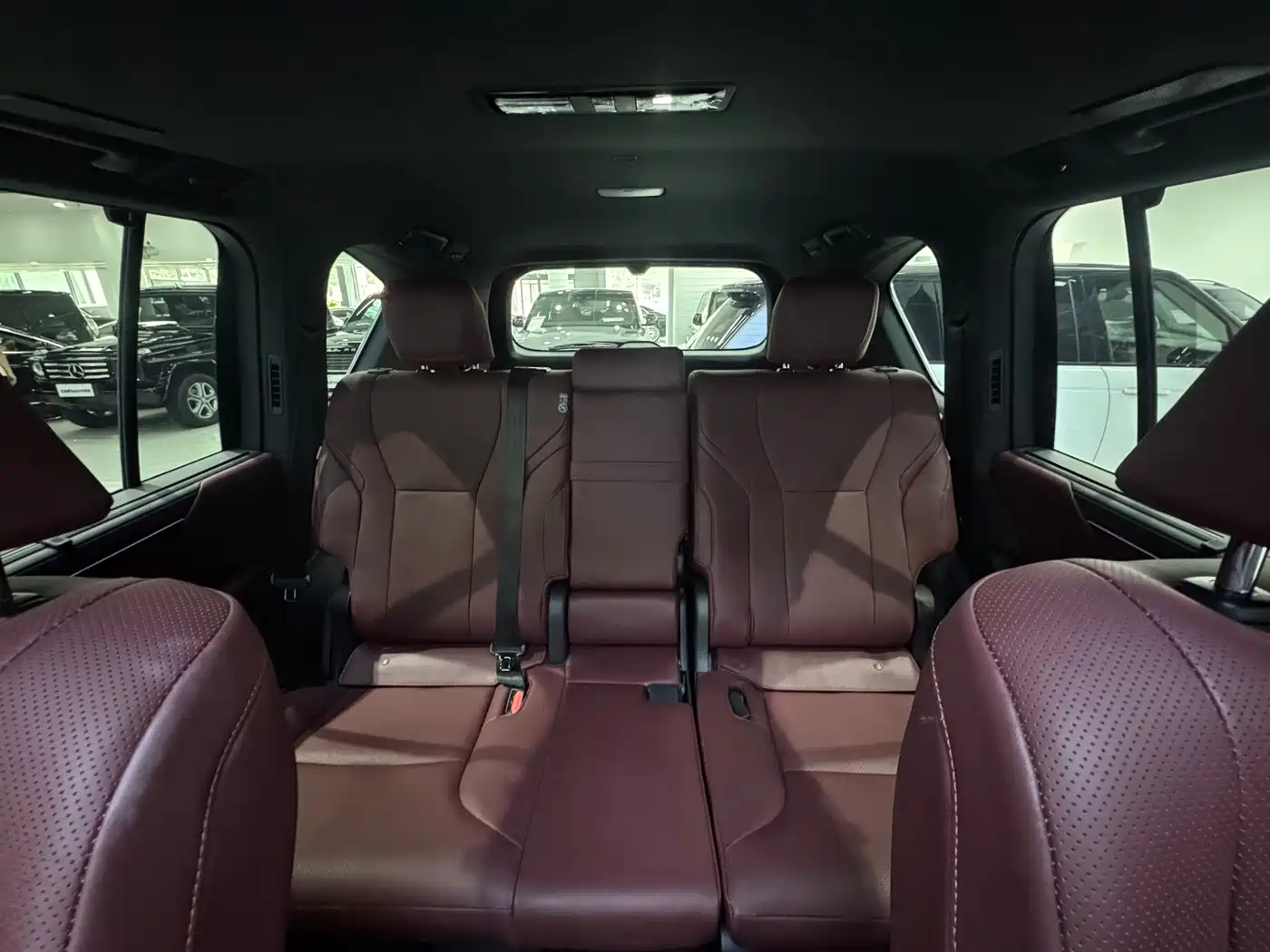 Lexus LX 2025 700h Boundary Edition фото 19