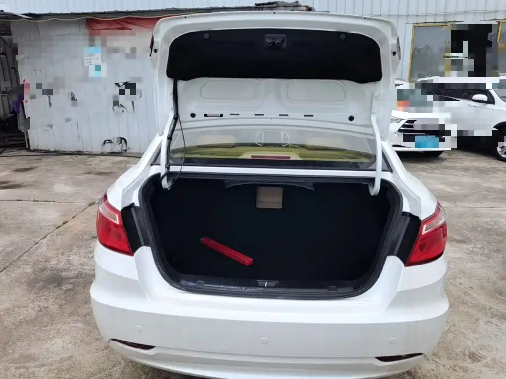 Changan Eado 2016 2015 1.6L Manual Luxury China V