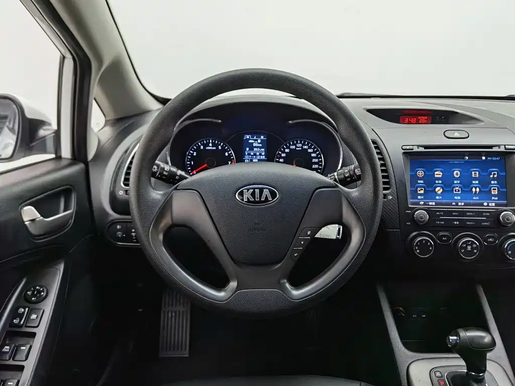 Kia K3S 2014 2014 1.6L Automatic GL