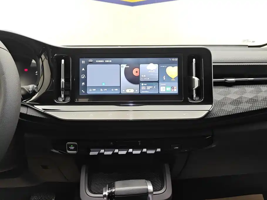 Baojun RM-5 2020 2019 1.5T CVT 24-hour Online Elite 7-seater