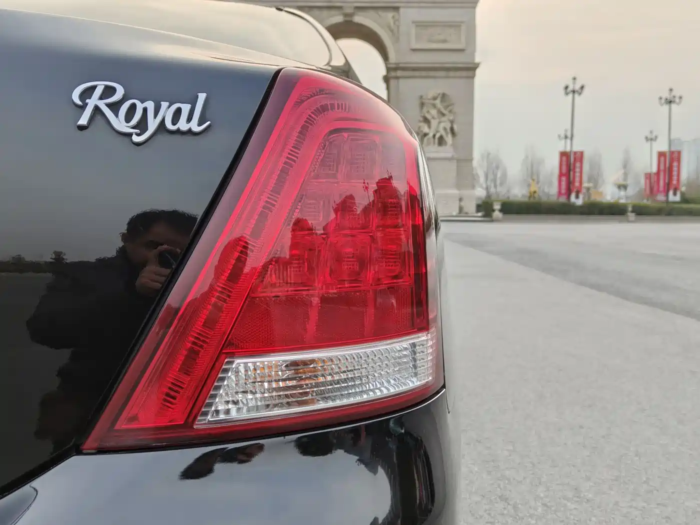 Toyota Crown 2011 2.5L Royal Leather Sunroof Special Edition фото 8