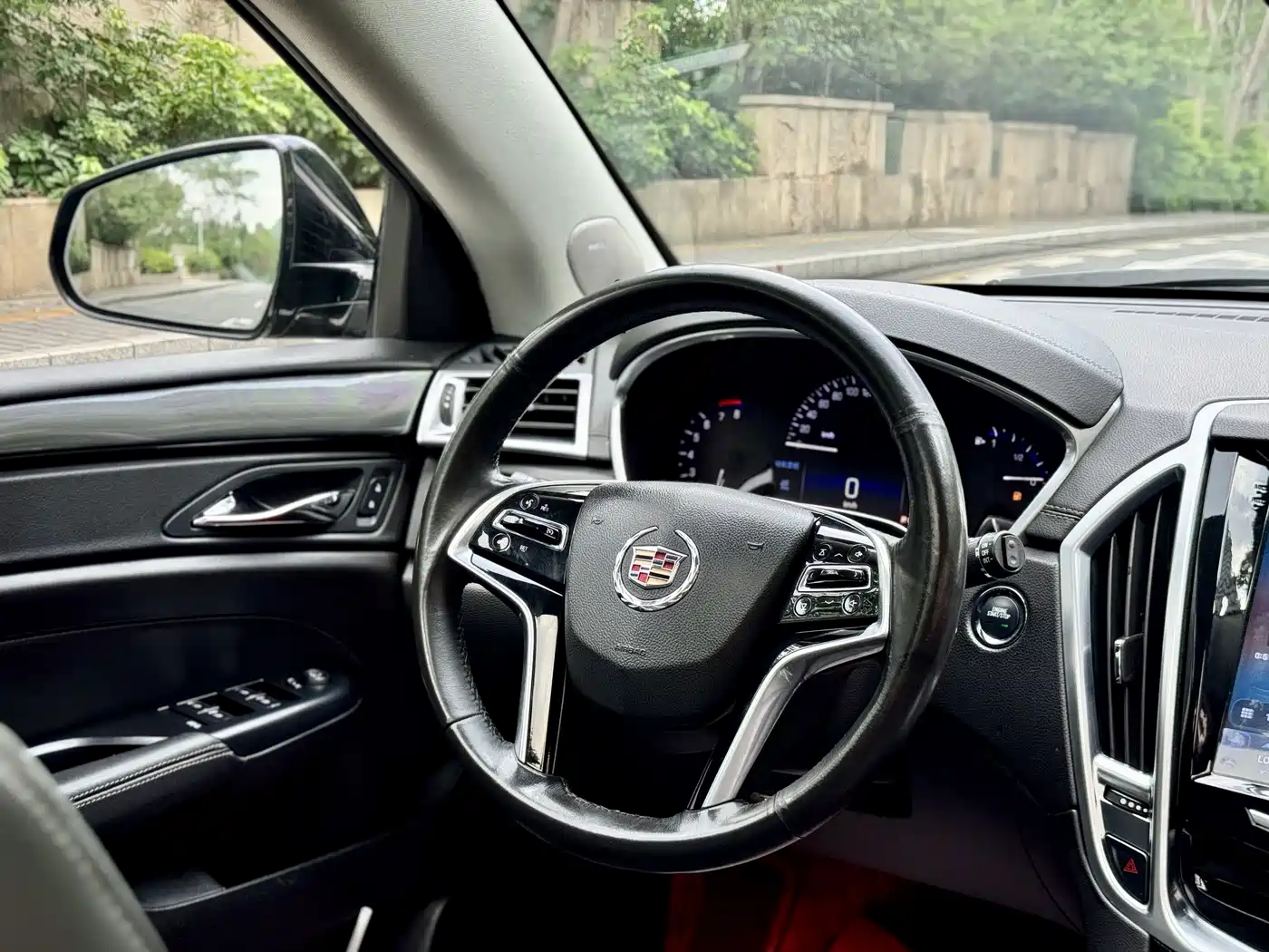 Cadillac SRX 2015 3.0L Comfort фото 8