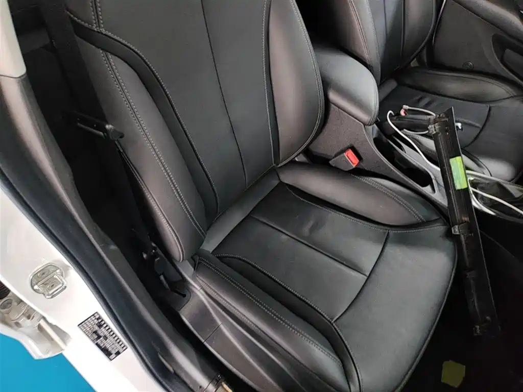 Buick Excelle 2019 18T Auto Connected Elite China VI фото 25