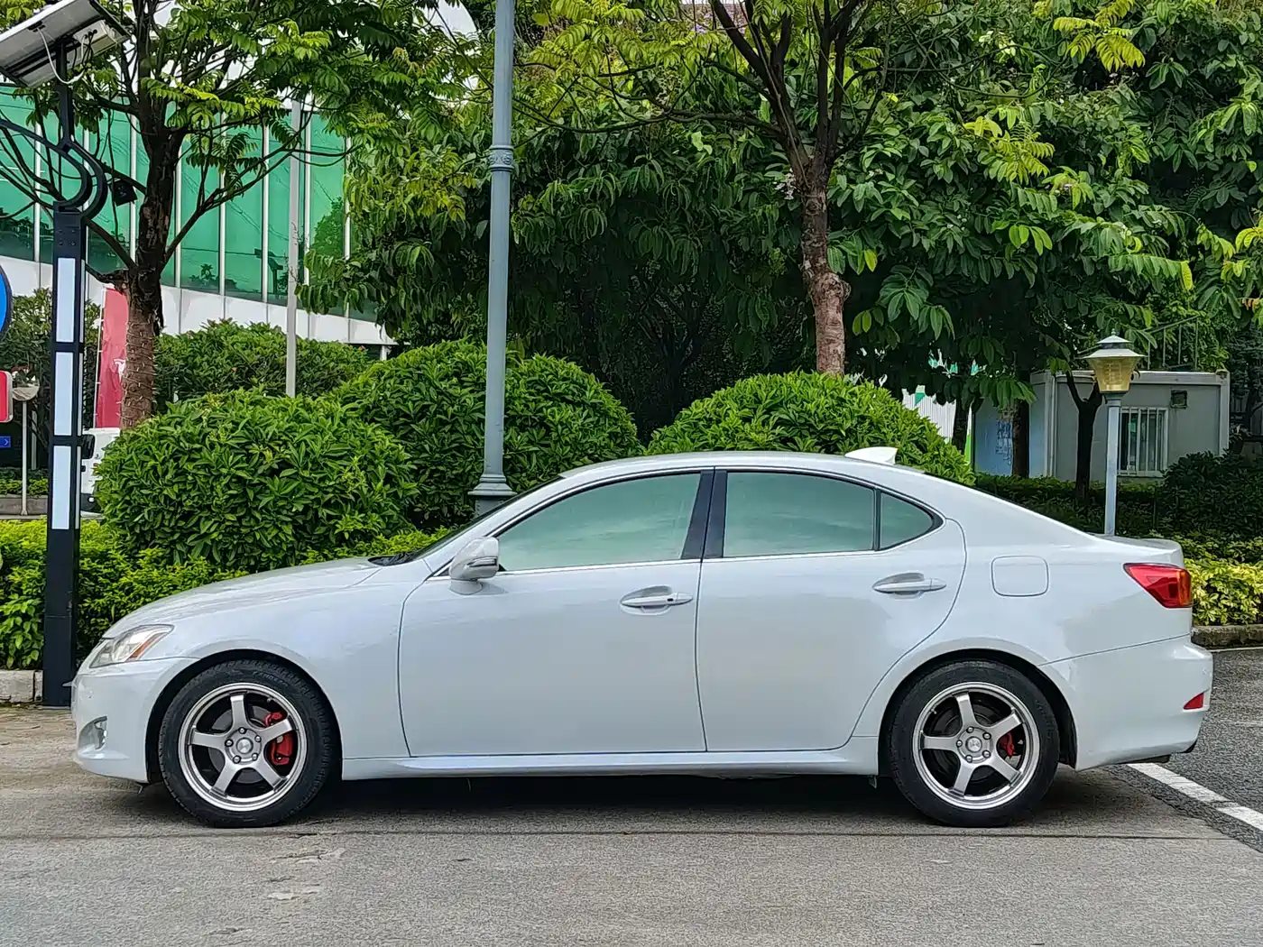 Lexus IS 2010 2009 300