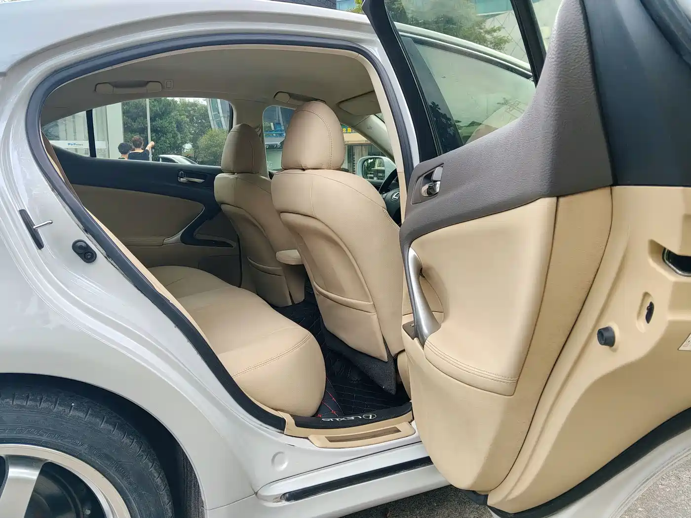 Lexus IS 2010 2009 300