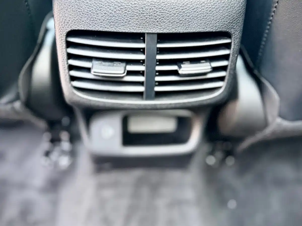 Kia Seltos 2023 1.5L CVT Luxury Edition фото 16