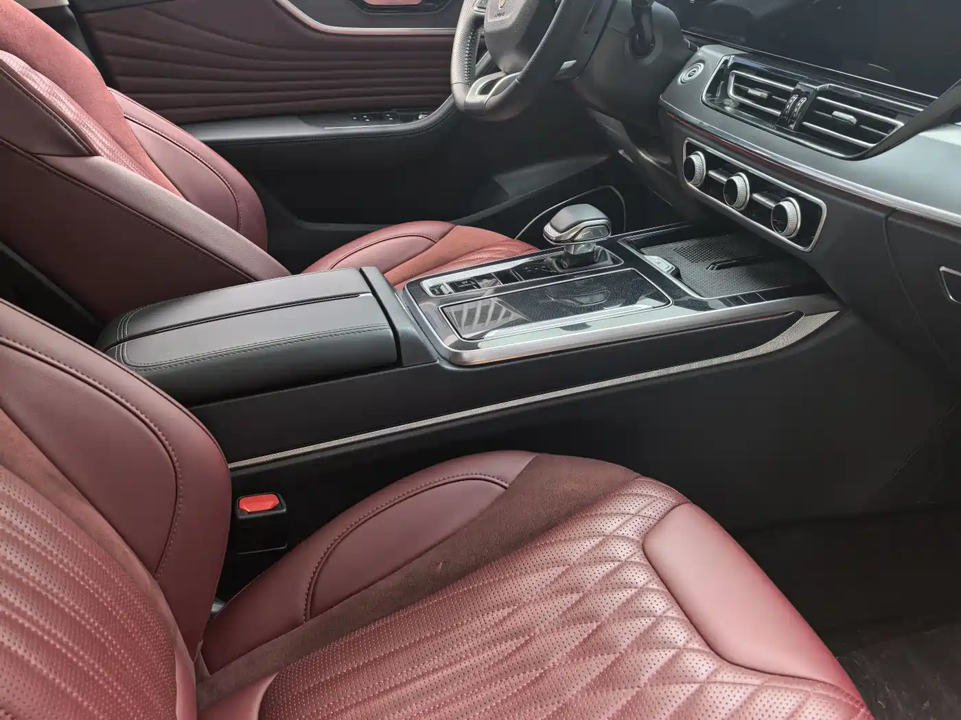 Hongqi HS5 2023 2.0T Flag Enjoy Pro Edition фото 6