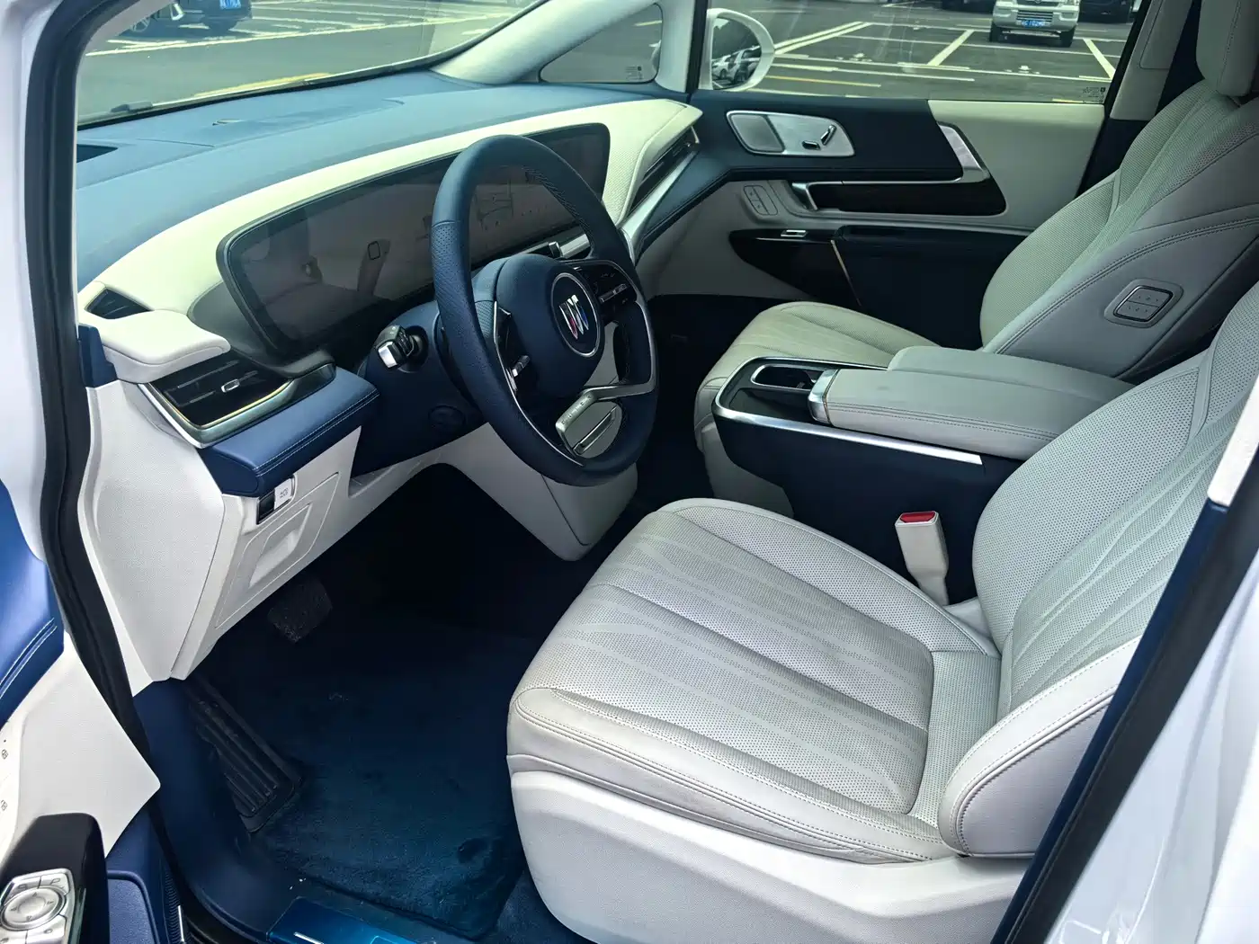 Buick Century 2025 2025 2.0T 7-Seater World Edition