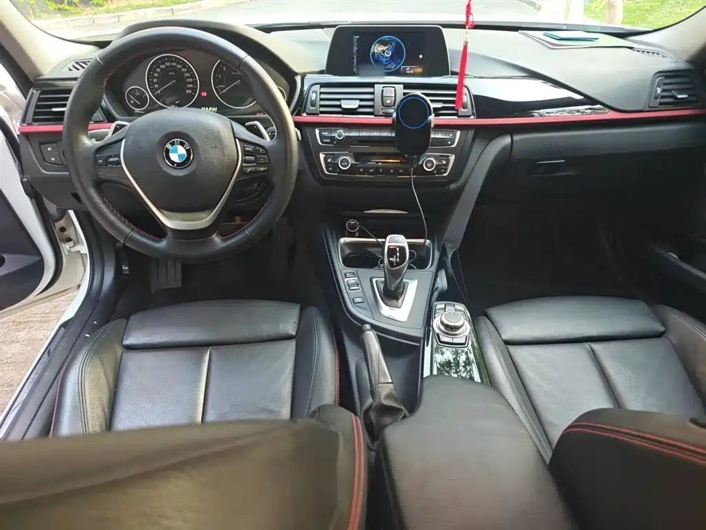 BMW 3 Series 2015 320i Sport Design Package фото 6