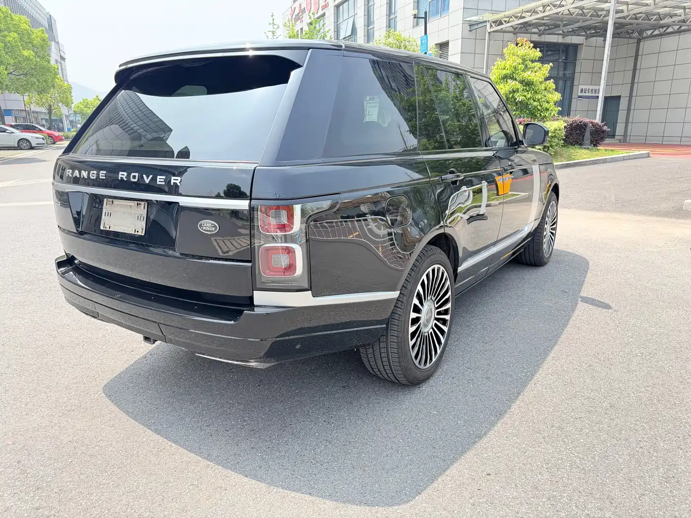 Land Rover Range Rover 2014 3.0 SC V6 Vogue фото 3