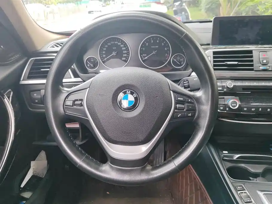 BMW 3 Series 2019 320Li Fashion Type фото 15