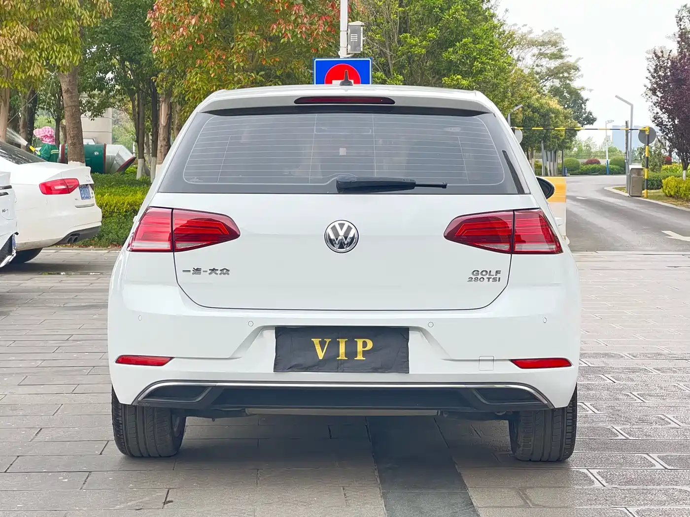 Volkswagen Golf 2020 280TSI DSG Comfort фото 4