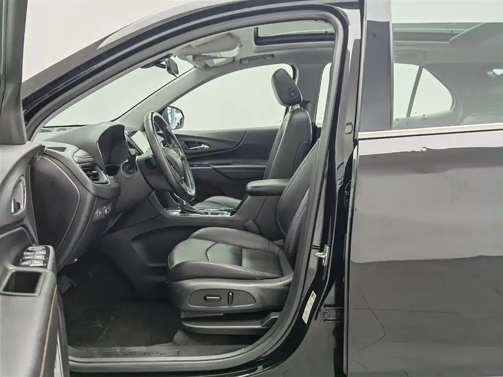 Chevrolet Equinox 2021 535T Yujie Edition фото 10