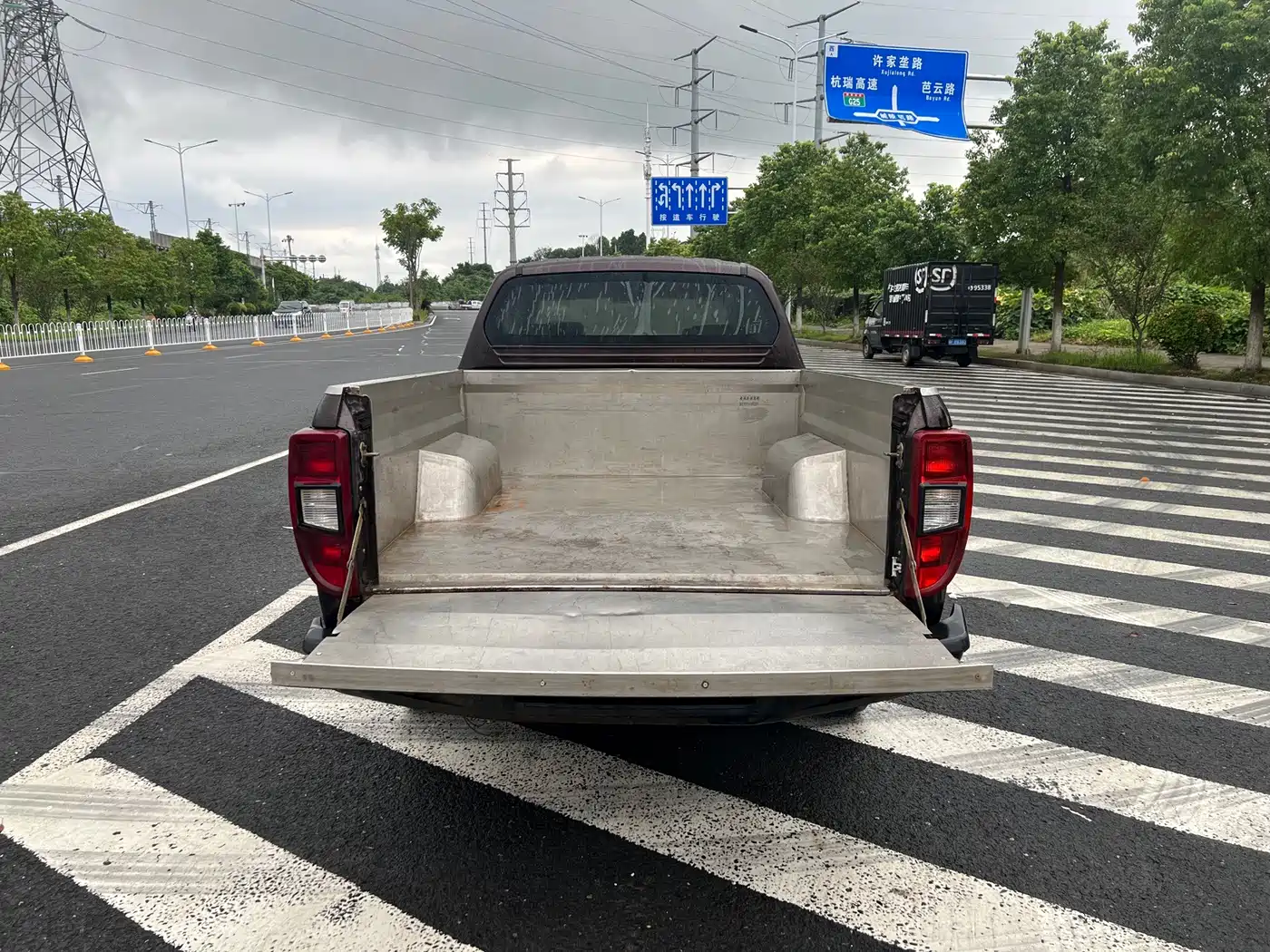 Jiangling Yuhu 3 2019 2018 2.5T Diesel 2WD Progressive Long Wheelbase