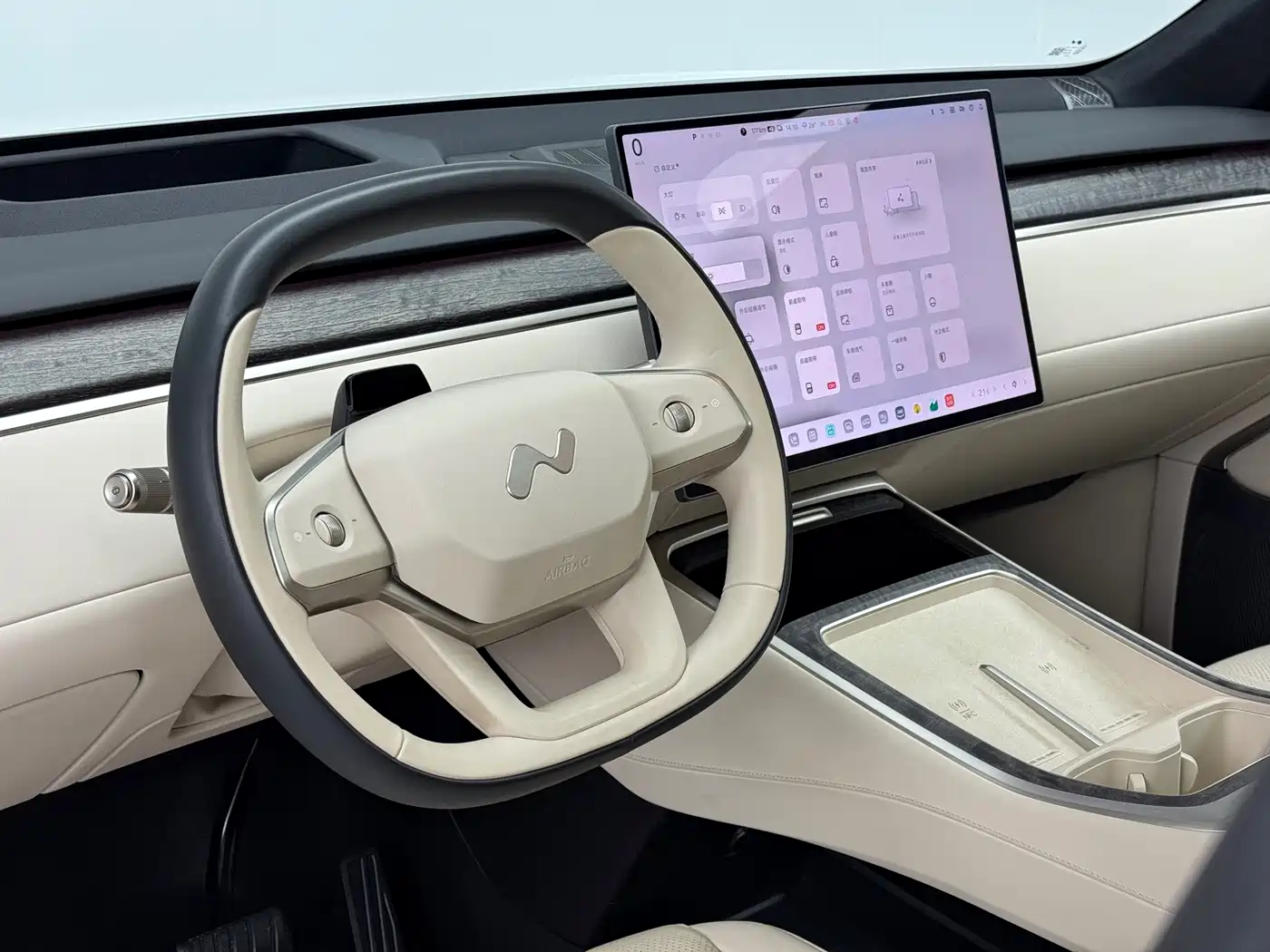 Ledao L90 2025 2025 AWD Base Model