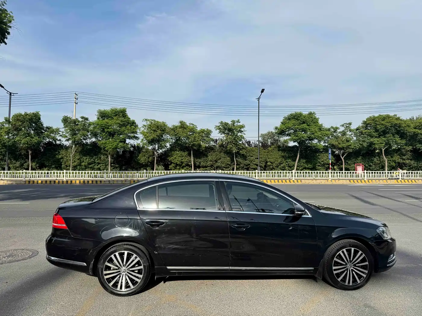 Volkswagen Magotan 2016 1.8TSI 25th Anniversary Edition фото 6