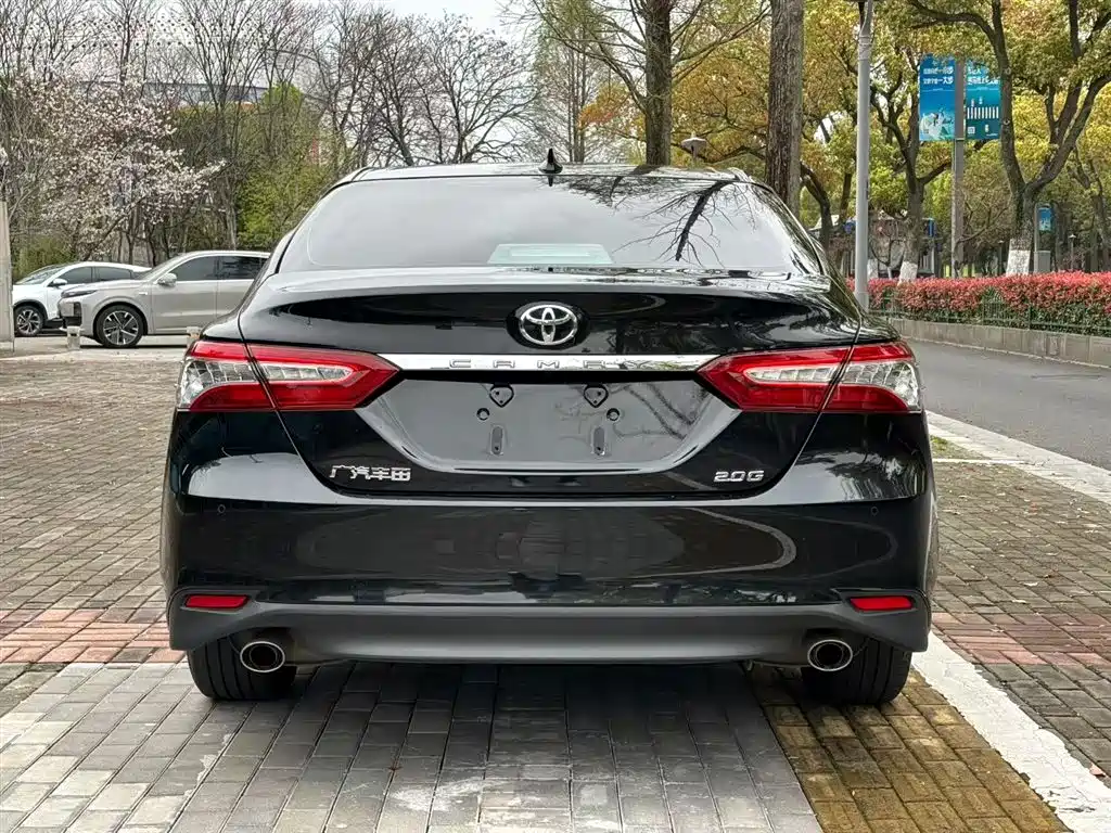 Toyota Camry 2021 2.0G Luxury Edition фото 9