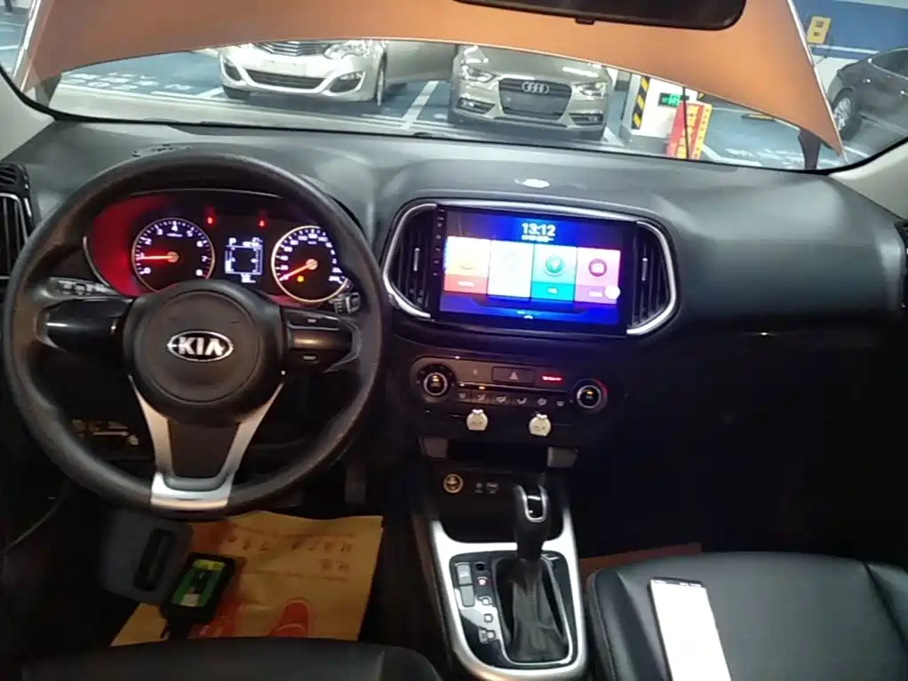 Kia KX3 2016 2015 1.6L Automatic 2WD DLX