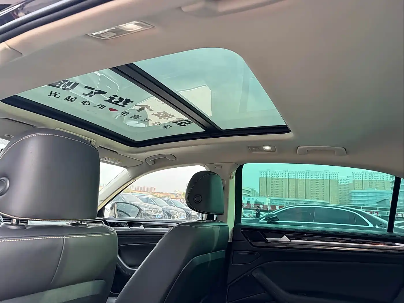 Volkswagen Phideon 2018 Facelift 380TSI FWD Business фото 11