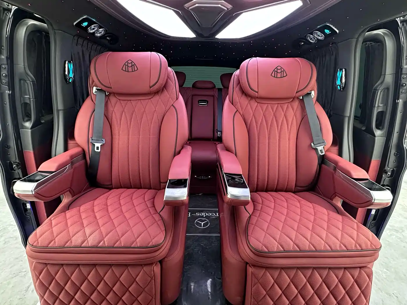 Mercedes-Benz Vito 2018 2.0T Business Edition China VI фото 11