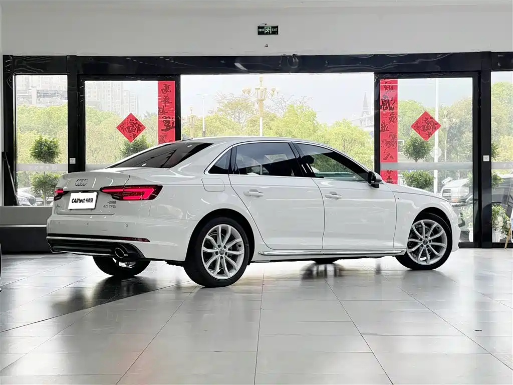 Audi A4L 2018 30th Anniversary 40 TFSI Fashion фото 6