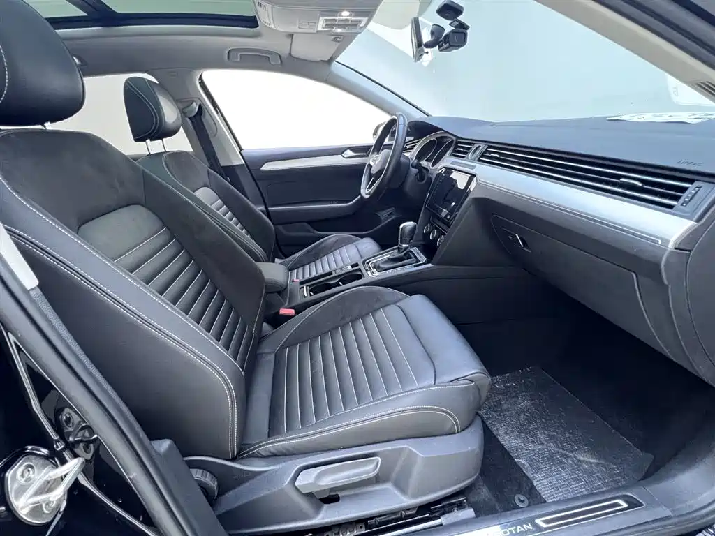 Volkswagen Magotan 2020 280TSI DSG Comfort фото 18
